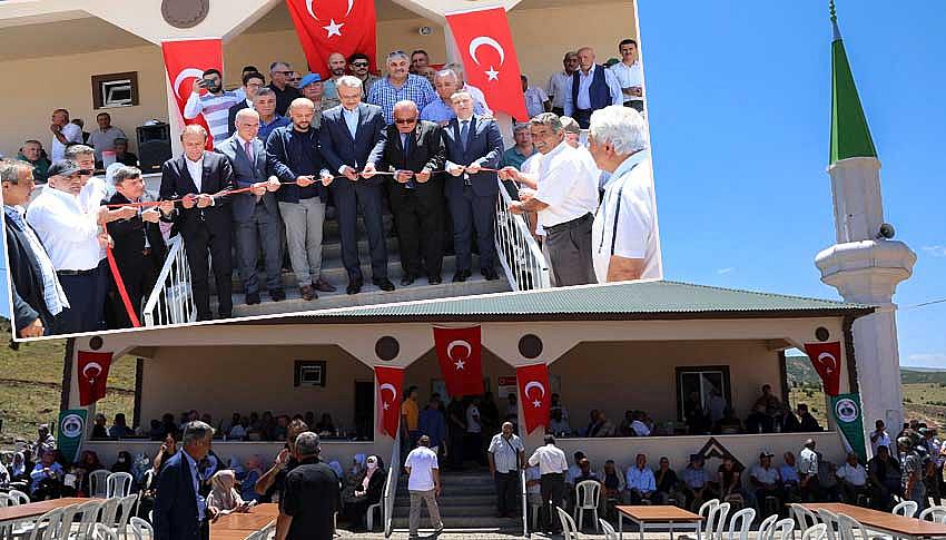 VALİ EKİNCİ, KİĞI’DA CAMİ AÇILIŞINA KATILDI