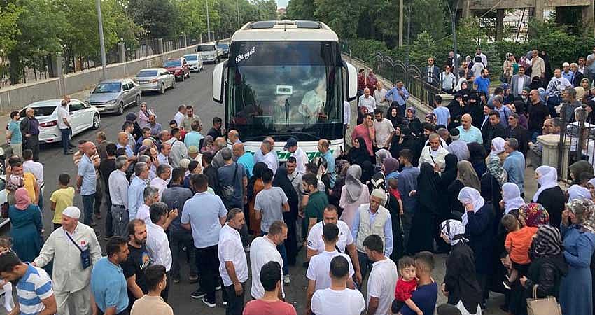 HACI ADAYLARI DUALARLA UĞURLANDI