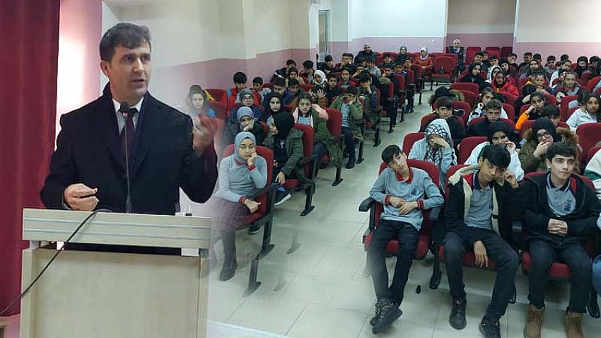 GENGÖRÜ, ÖĞRENCİLERLE BULUŞTU