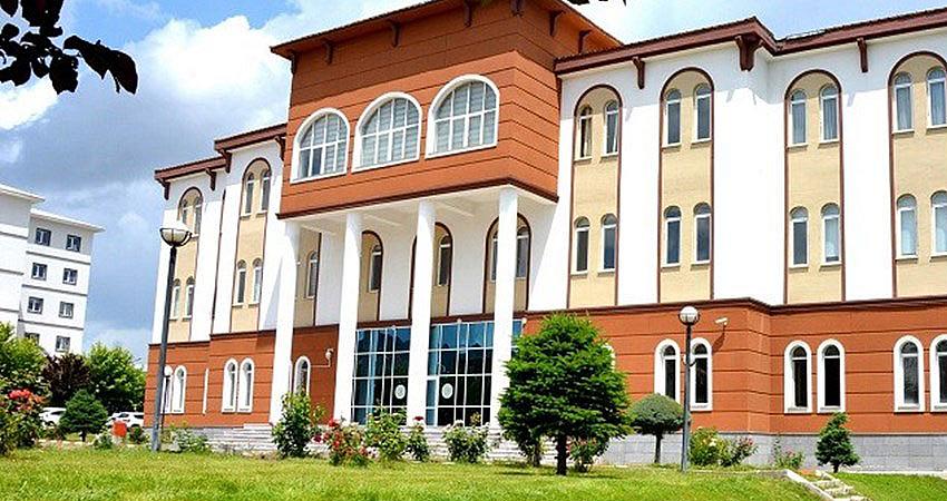 KUR'AN ARAŞTIRMALARI TEZLİ YÜKSEK LİSANS PROGRAMI AÇILDI