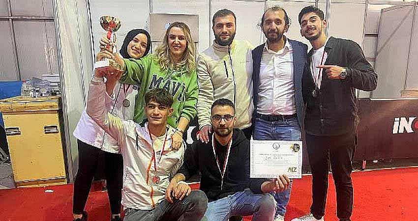 BİNGÖL ÜNİVERSİTESİ ÖĞRENCİLERİ 13 MADALYA ALDI